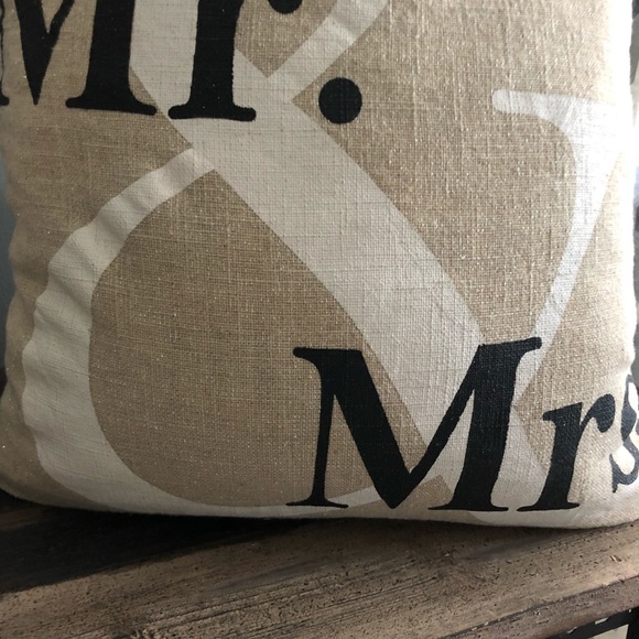 Pillow - Picture 2 of 3